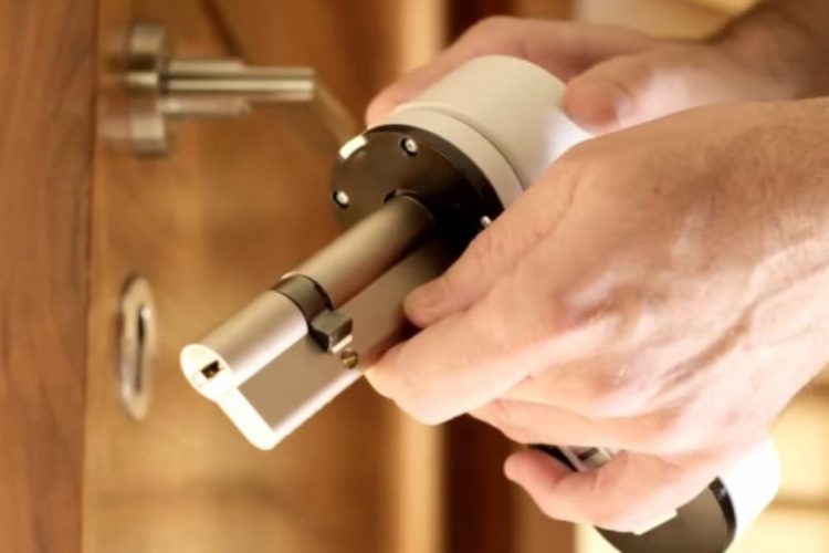 changement-de-serrure-1280x720
